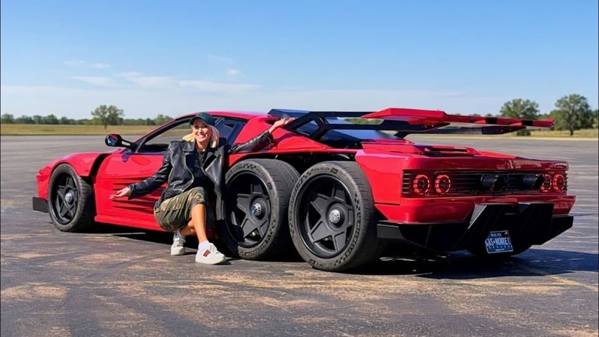 World’s First 6x6 Ferrari Testarossa