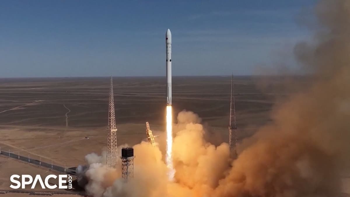 China Launches Reusable Long March 12B for First Time