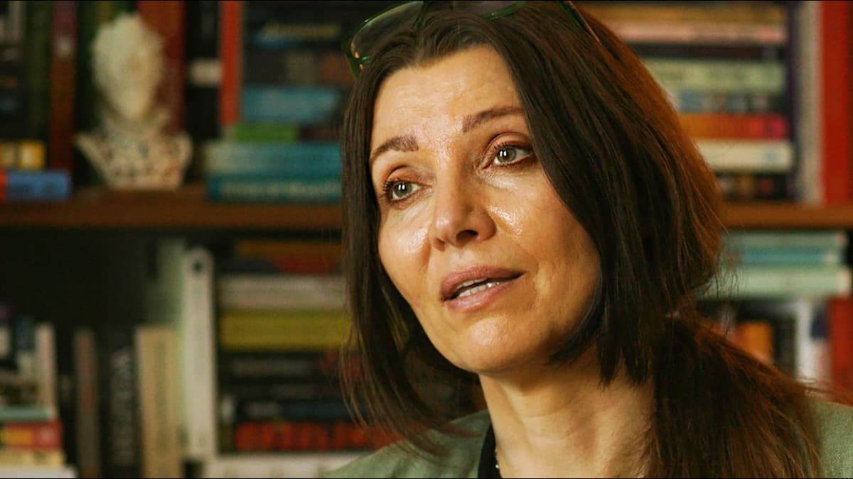 Writer Elif Shafak: Advice to the Young