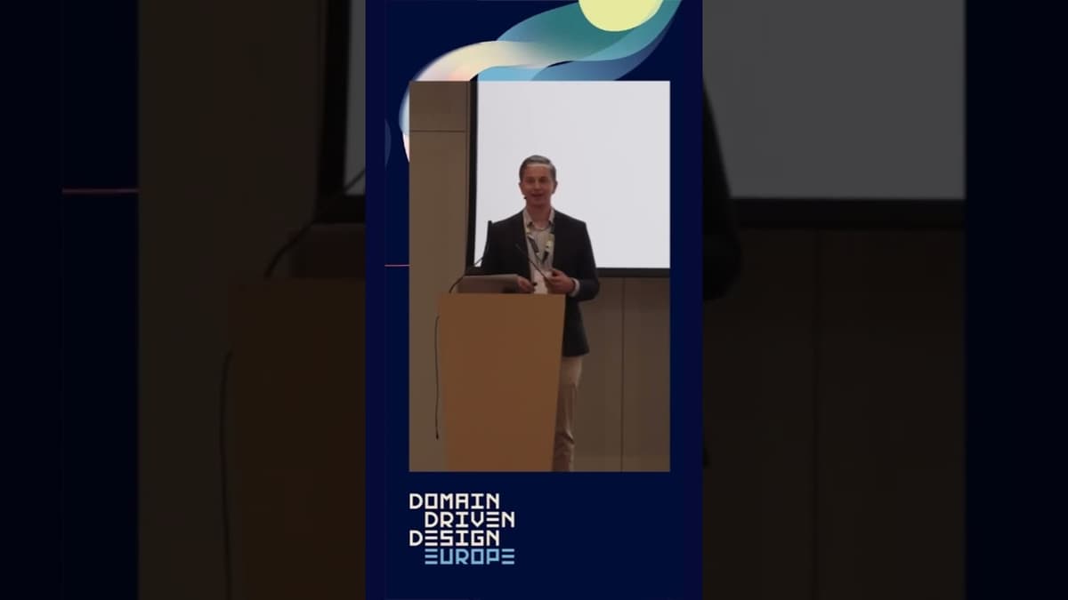 Łukasz Reszke Speaking at DDD Europe