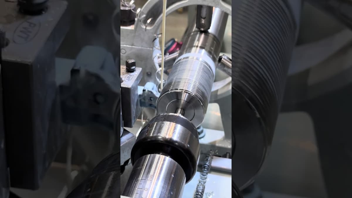 Single Point Threading Pump Shaft #abom79 #manualmachining #pumpshaft #lathework