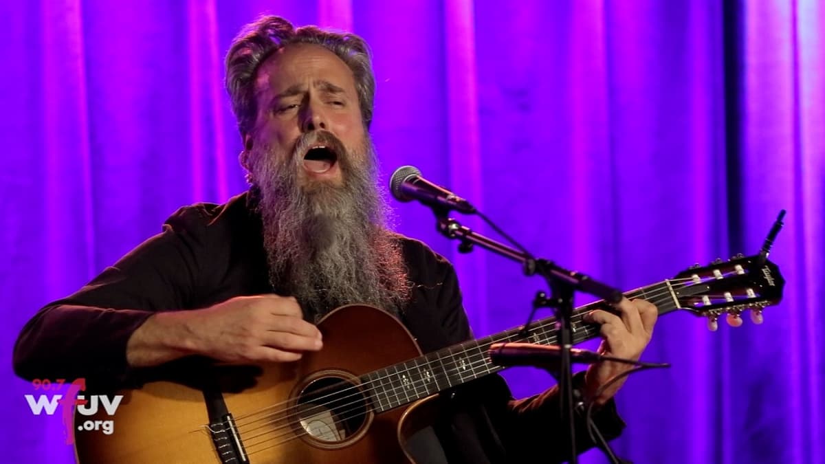 Iron and Wine - "Singing Saw" (Live at The Loft at City Winery)