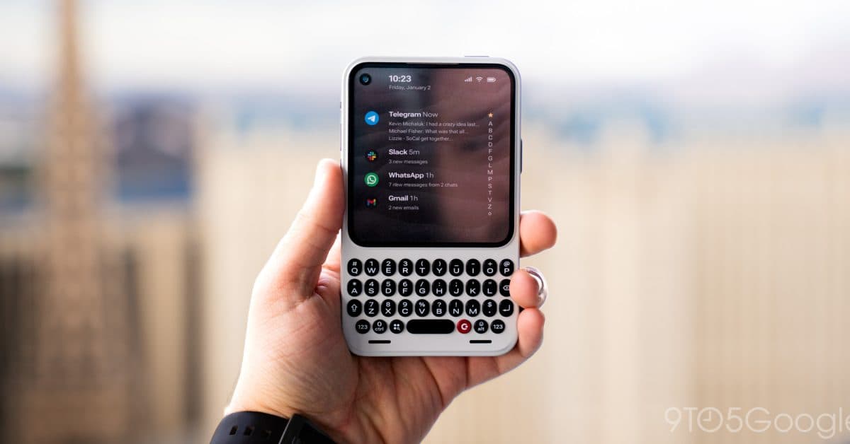Clicks Communicator Shipping Timeline Is Confirmed, but It Won’t Start Until the End of the Year