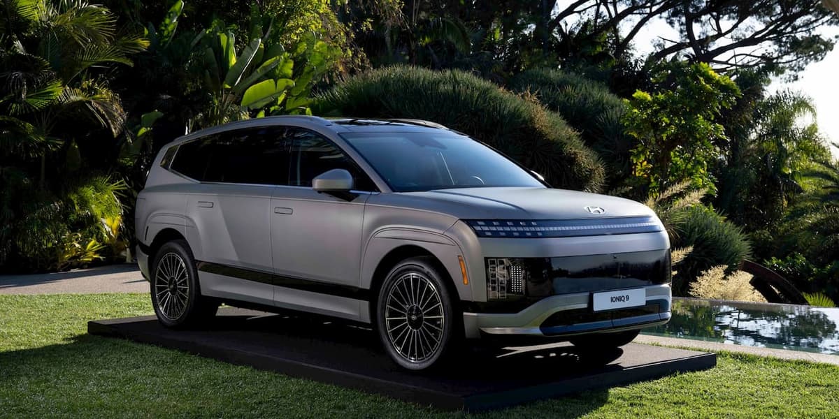 Hyundai Celebrates IONIQ 9 Success in Korea with More EV Discounts