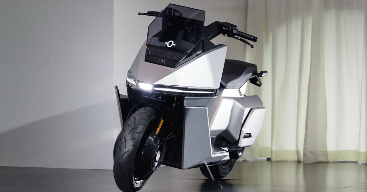 The World’s First Self-Balancing Electric Motorcycle Is Now Entering Production