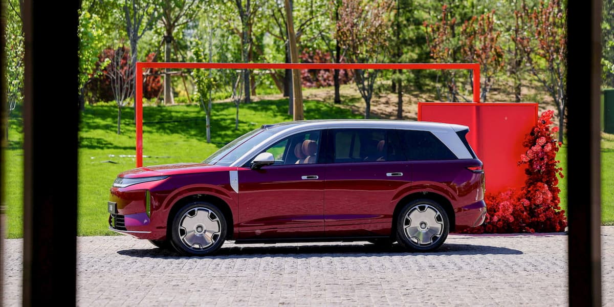 BYD Is Struggling to Meet Demand for New Fast-Charging EVs as Orders Reach 100K, 60K