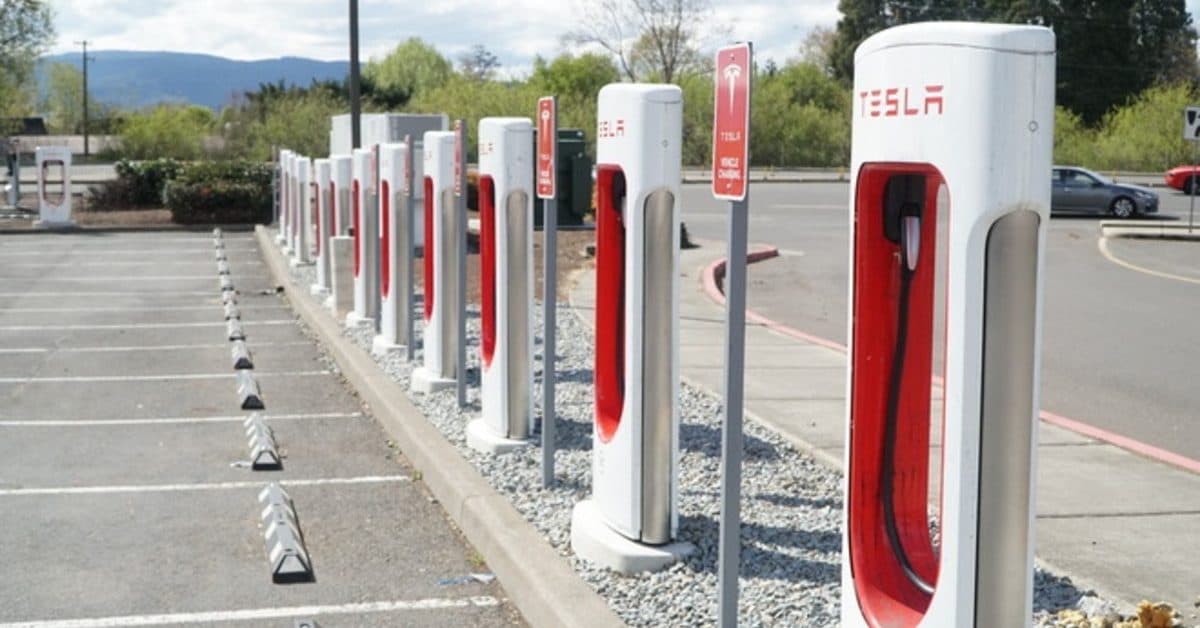 Oregon Boosts EV Road Trips with 24 New Fast-Charging Sites