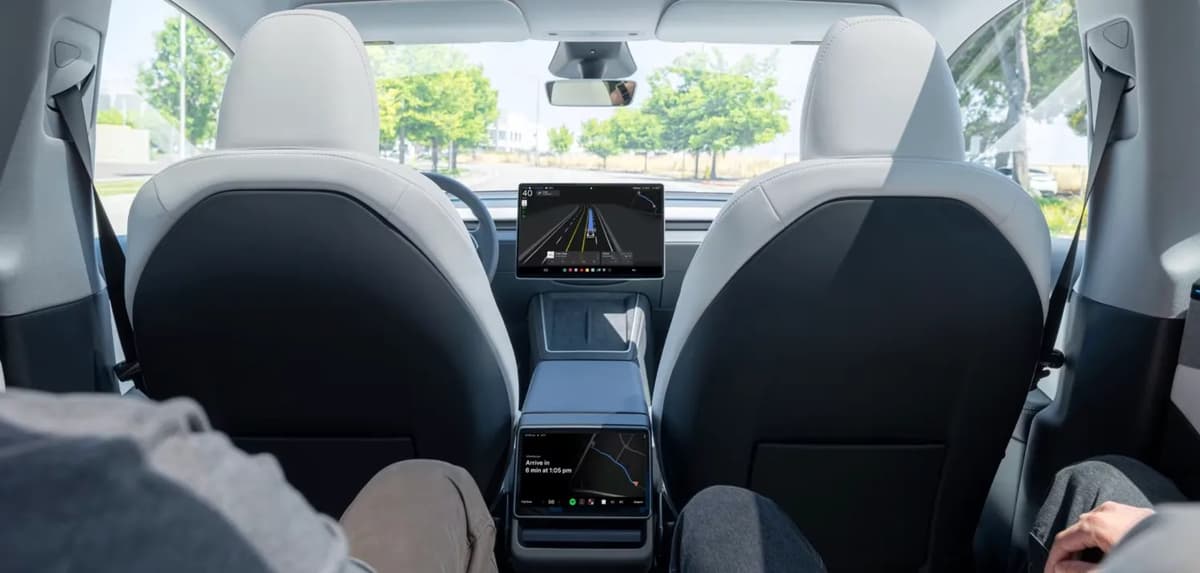 Tesla Finally Reveals What Happened in 17 ‘Robotaxi’ Crashes