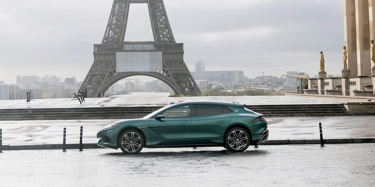 BYD’s 5-Minute Charging Luxury EV Is Catching on as Deliveries Top 10,000