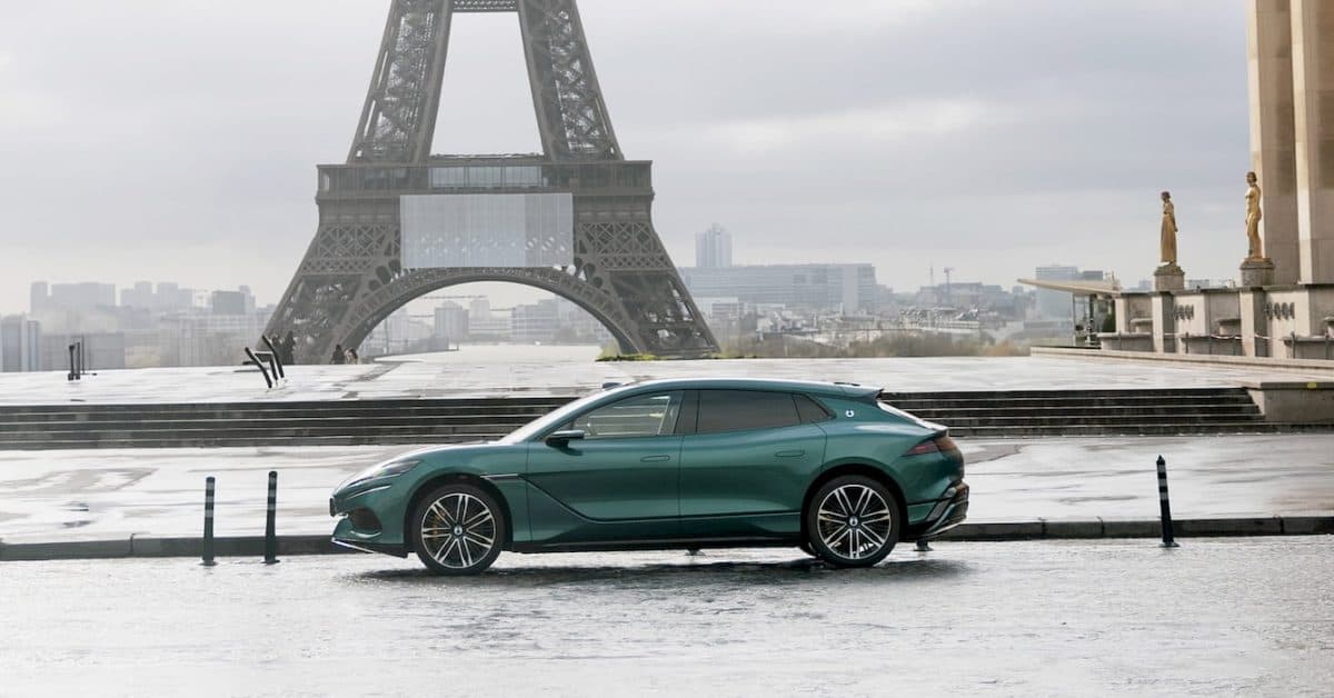 BYD’s 5-Minute Charging Luxury EV Is Catching on as Deliveries Top 10,000