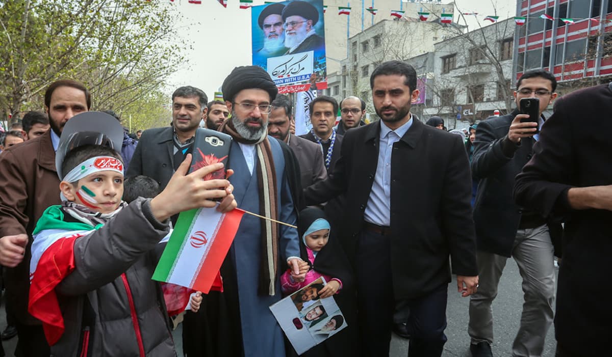 Trump Bets Iran’s Generals Will Fold Under ‘Extended Blockade’