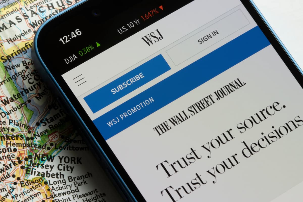 WSJ’s Newsroom Staff Ranks Themselves As Intermediary or Above in AI. How Did Leadership Win Them Over?