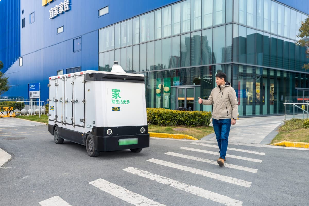 [In the Picture] Ikea Rolls Out Self-Driving Delivery Vans in China
