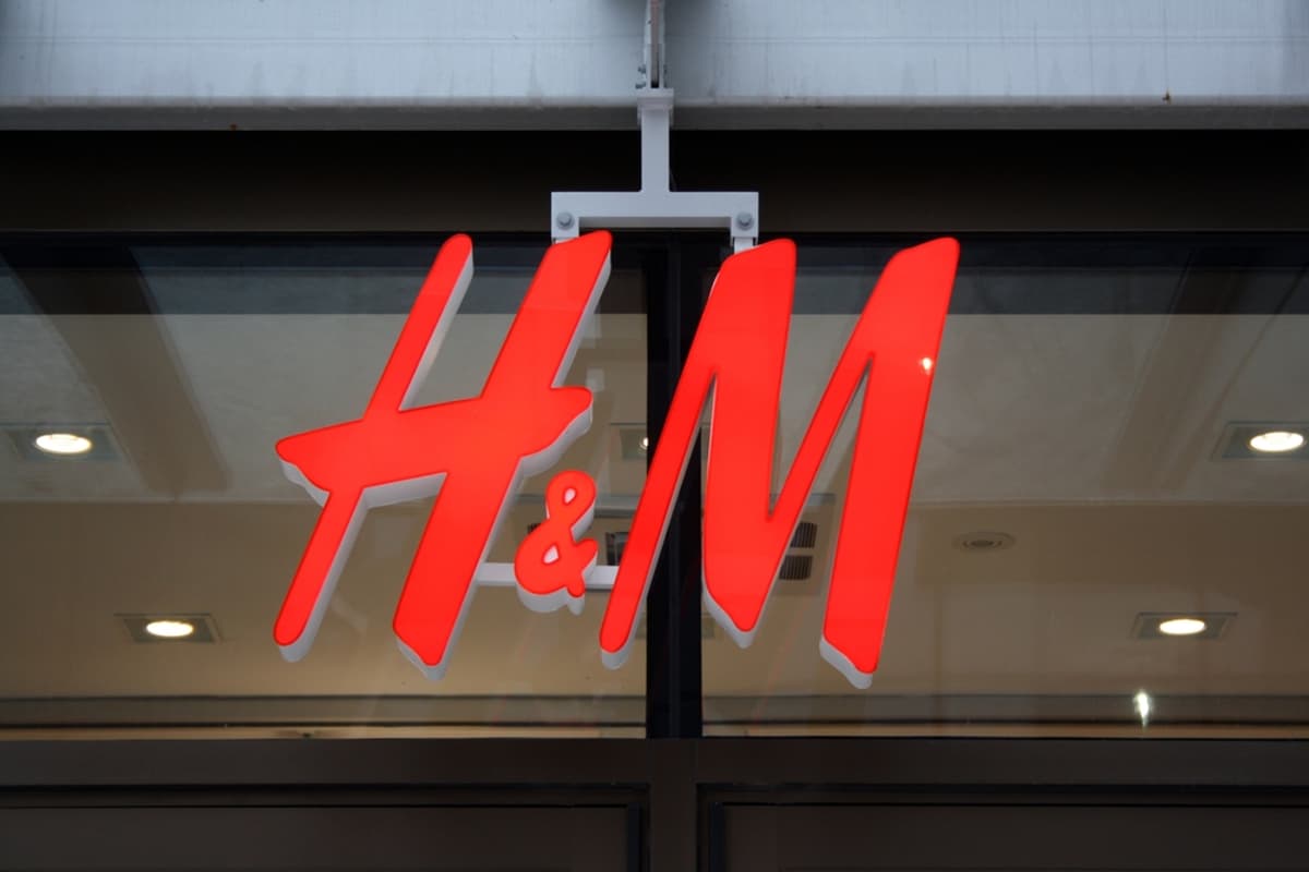 Strike at H&M’s Distribution Center in Ghlin