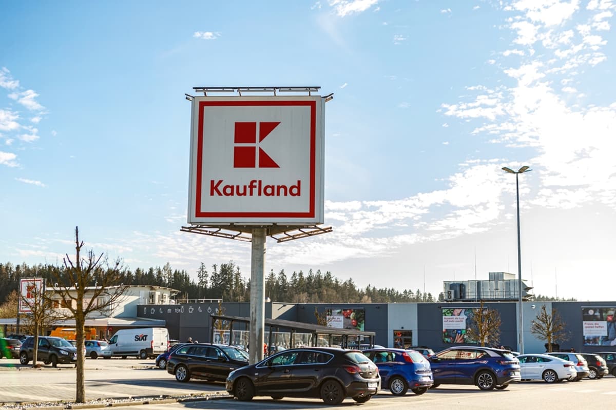 Dutch People Are Flocking to Foreign Supermarkets