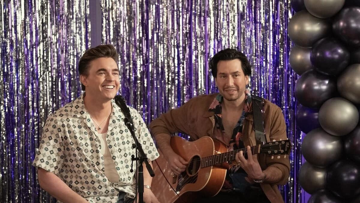 Jesse McCartney Details Which ‘Hacks’ Star He DMed to Land That Season 5 Cameo