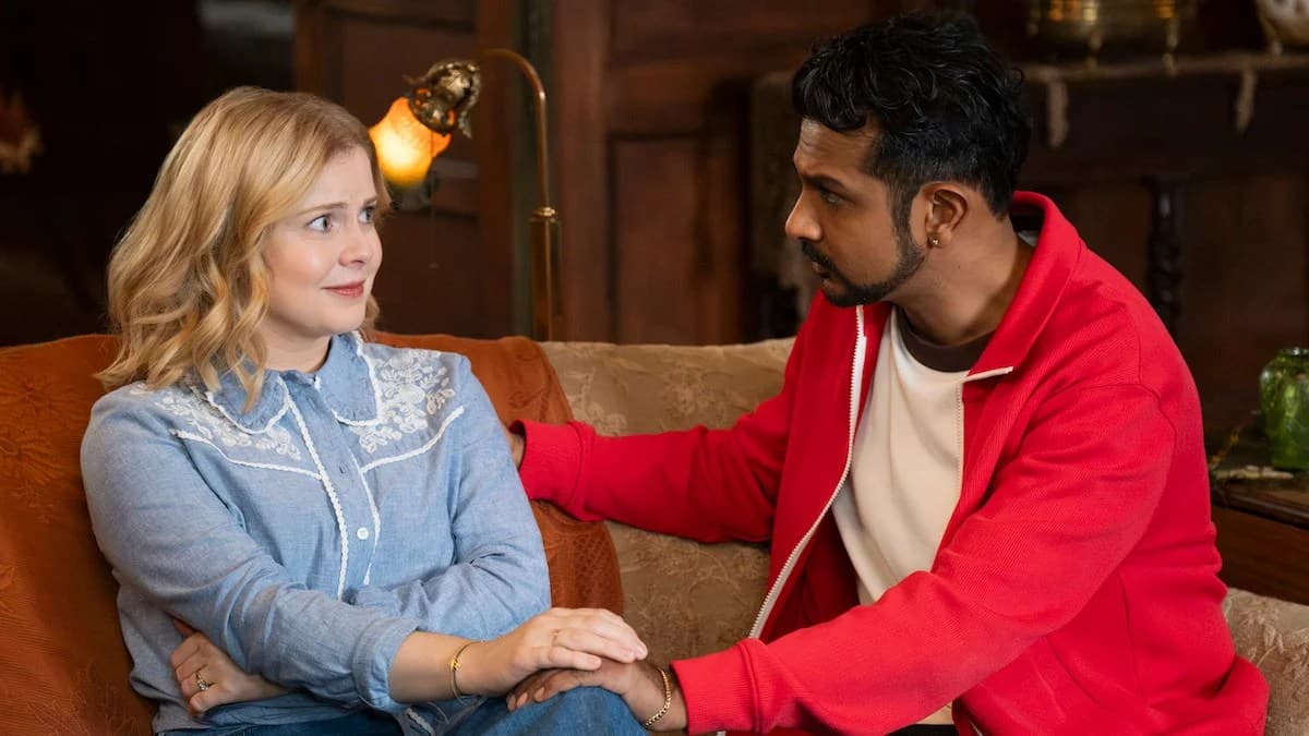 ‘Ghosts’ Star Utkarsh Ambudkar Reveals the One Thing He Forgot to Do for His Directorial Debut