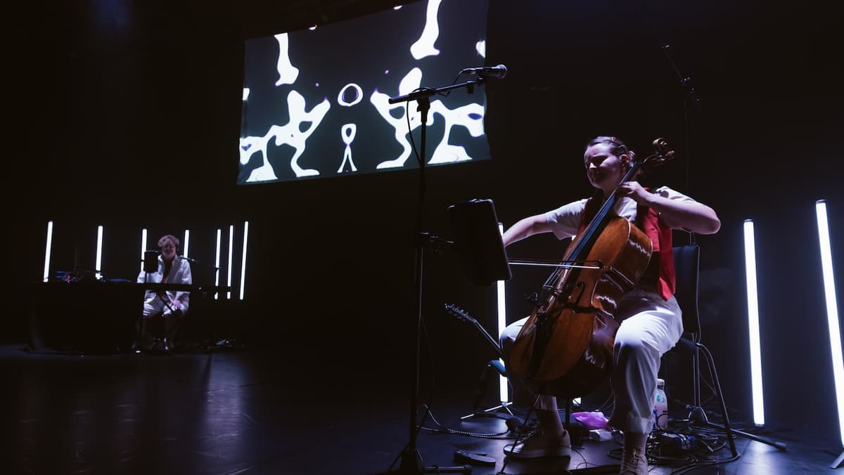 Music Flies Free in “Papillons” From Manchester Collective