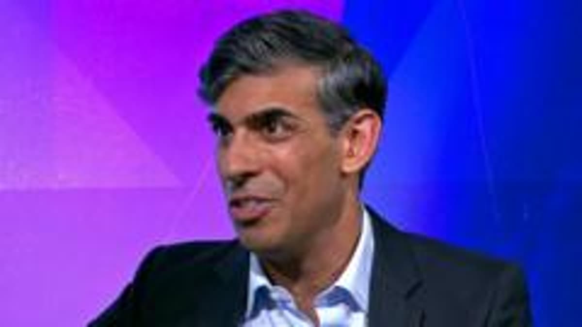 AI Is Already Leading to Fewer Jobs for Young People, Says Sunak