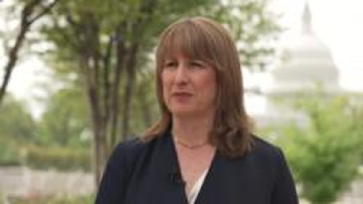 No Issues with UK Fuel Supply, Says Reeves