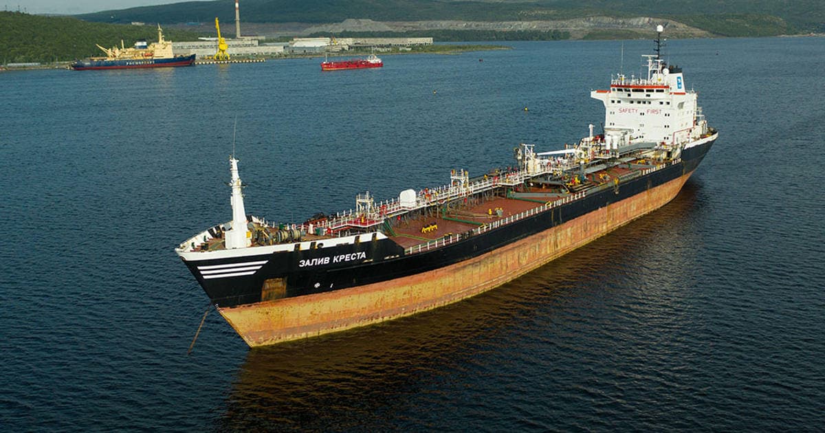 Is the Shadow Fleet Rallying ‘Round the Russian Flag?