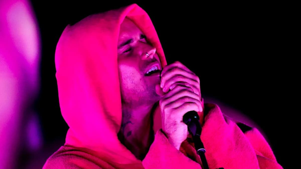 Justin Bieber More Than Doubles His Hits On One Billboard Chart