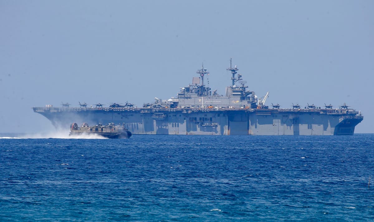 This U.S Navy ‘Flattop’ Was Given A Five-Year Service Life Extension