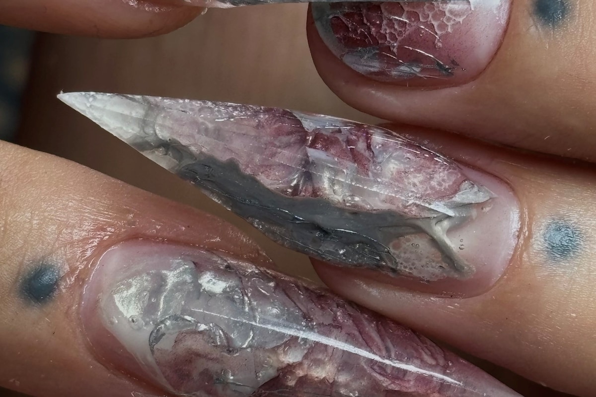 Could These Insect Manicures Help You Face You Fears?