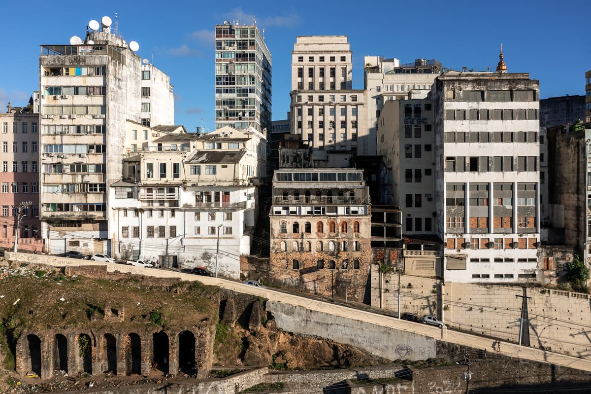 Arquivo: Deconstruction and Material Reuse for a Circular Architecture