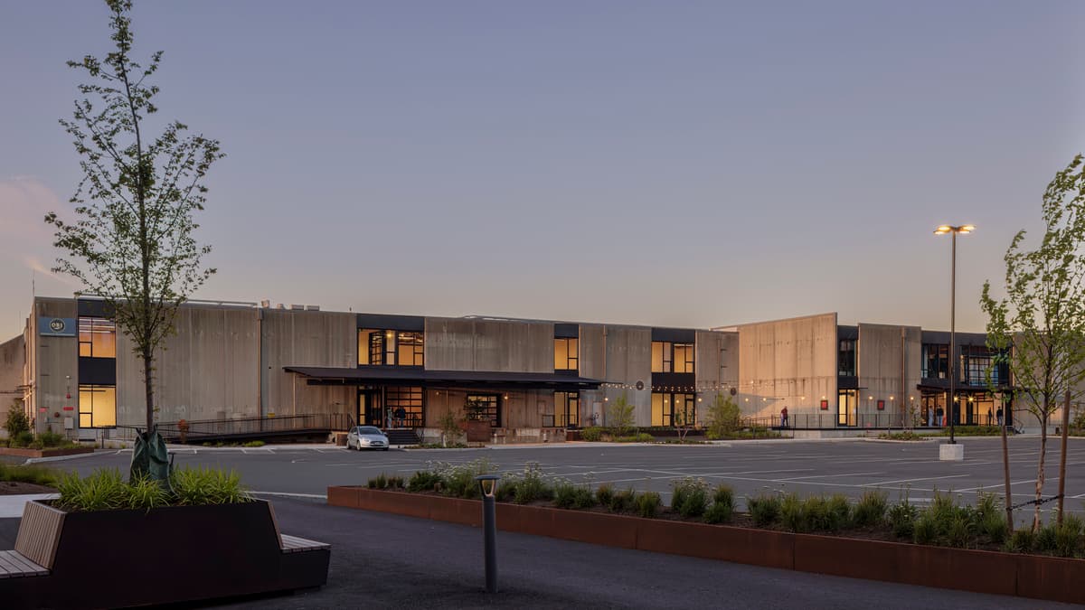 West Canal Yards / Graham Baba Architects