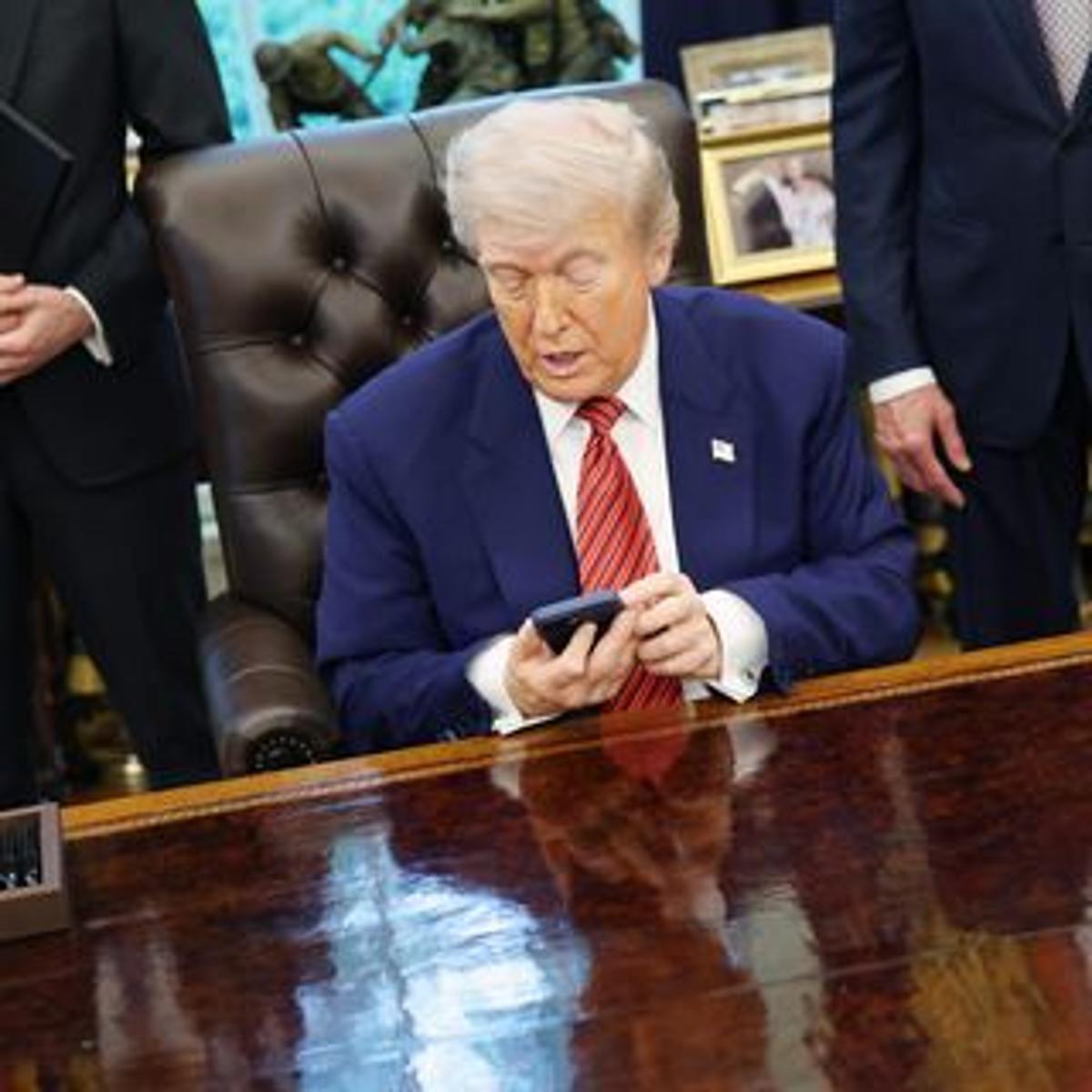 Trump Tells Axios He Expects Iran Deal "in a Day or Two"