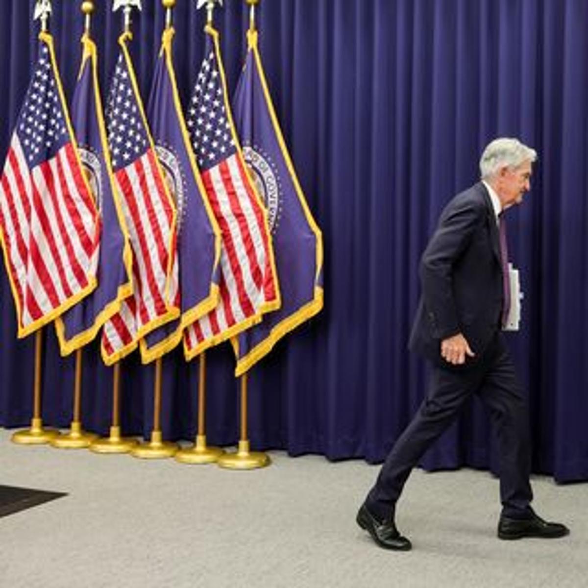 Jerome Powell Warns that the Fed's Credibility Is at Risk