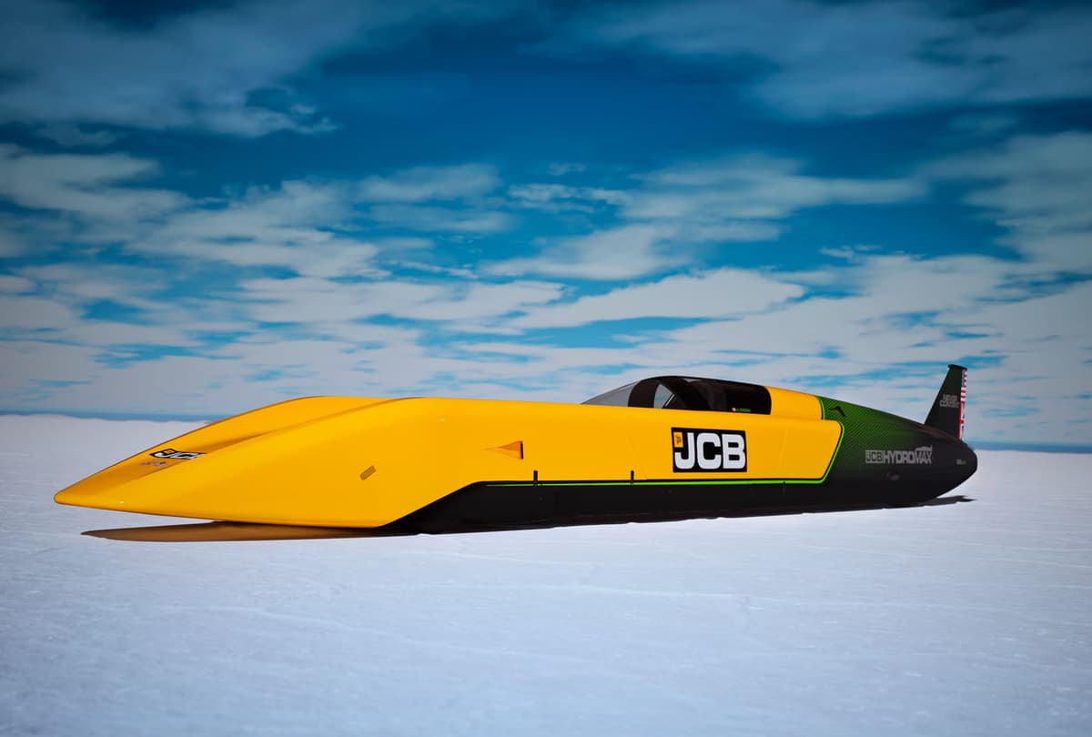 JCB Targets New Speed Record with 32 Foot-Long, 1579bhp Hydromax