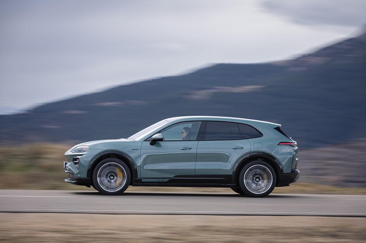 Pouch Cells: Innovative Battery Tech Links Mk1 Leaf and Cayenne EV
