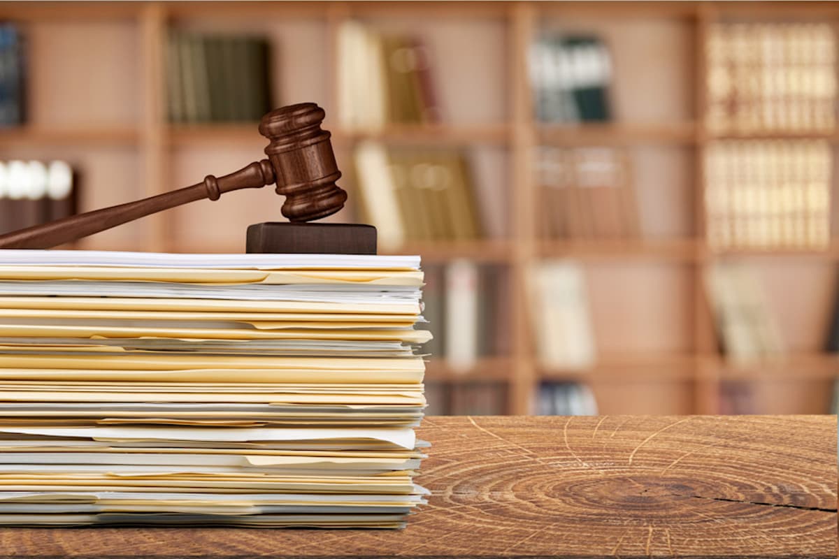 Realty One, The Agency Settle in Homebuyer Commissions Case