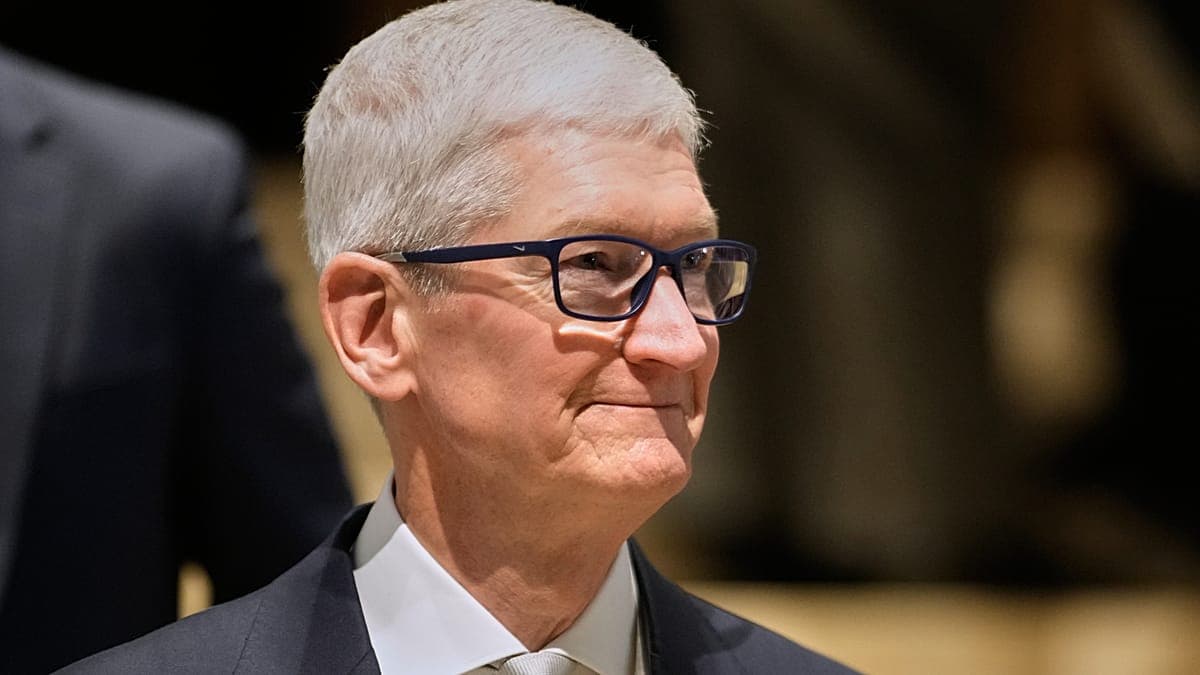 Tim Cook Names Successor as He Steps Down as Apple CEO