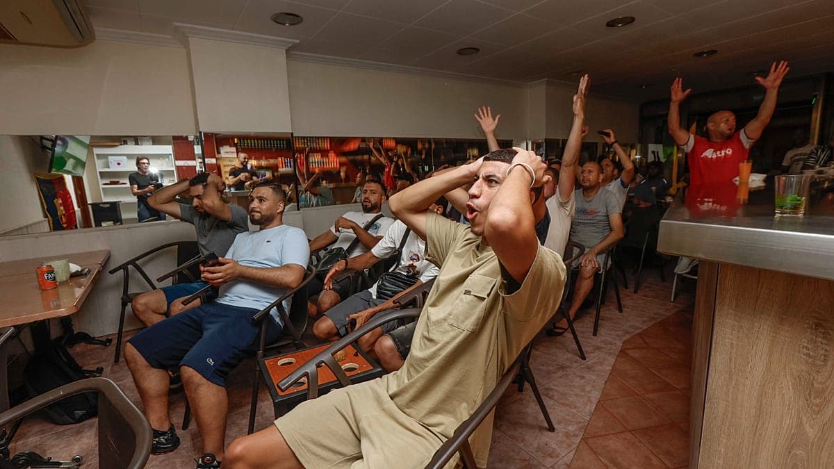 Spanish Bars Gear up for World Cup with Extra Beer and Staff