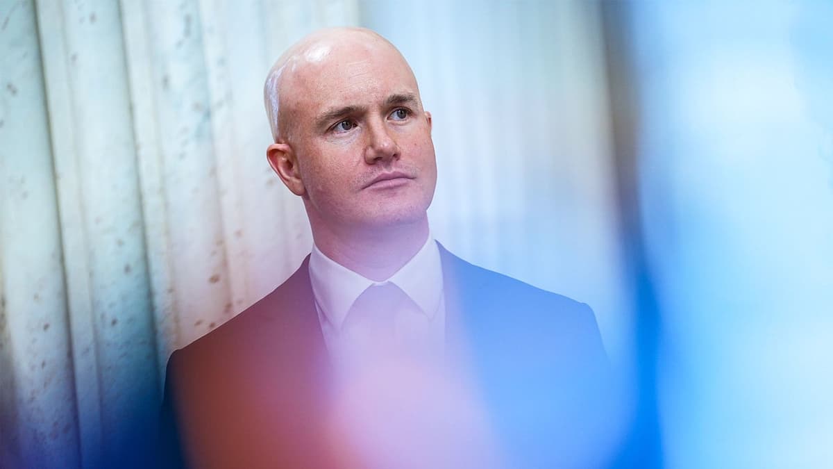 Coinbase Layoffs Today: Crypto Giant Cuts Hundreds of Jobs as CEO Says AI Is ‘Changing How We Work’