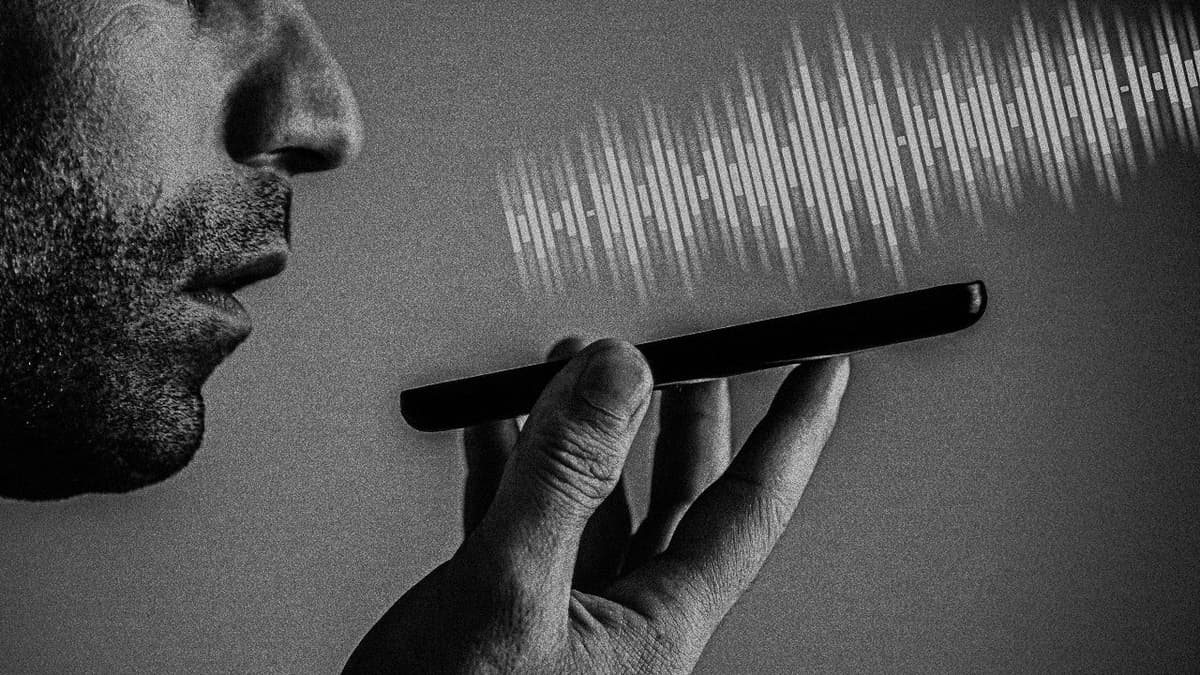Apple Made It Easy for Others to Record Your iPhone Calls, without You  Even Knowing It
