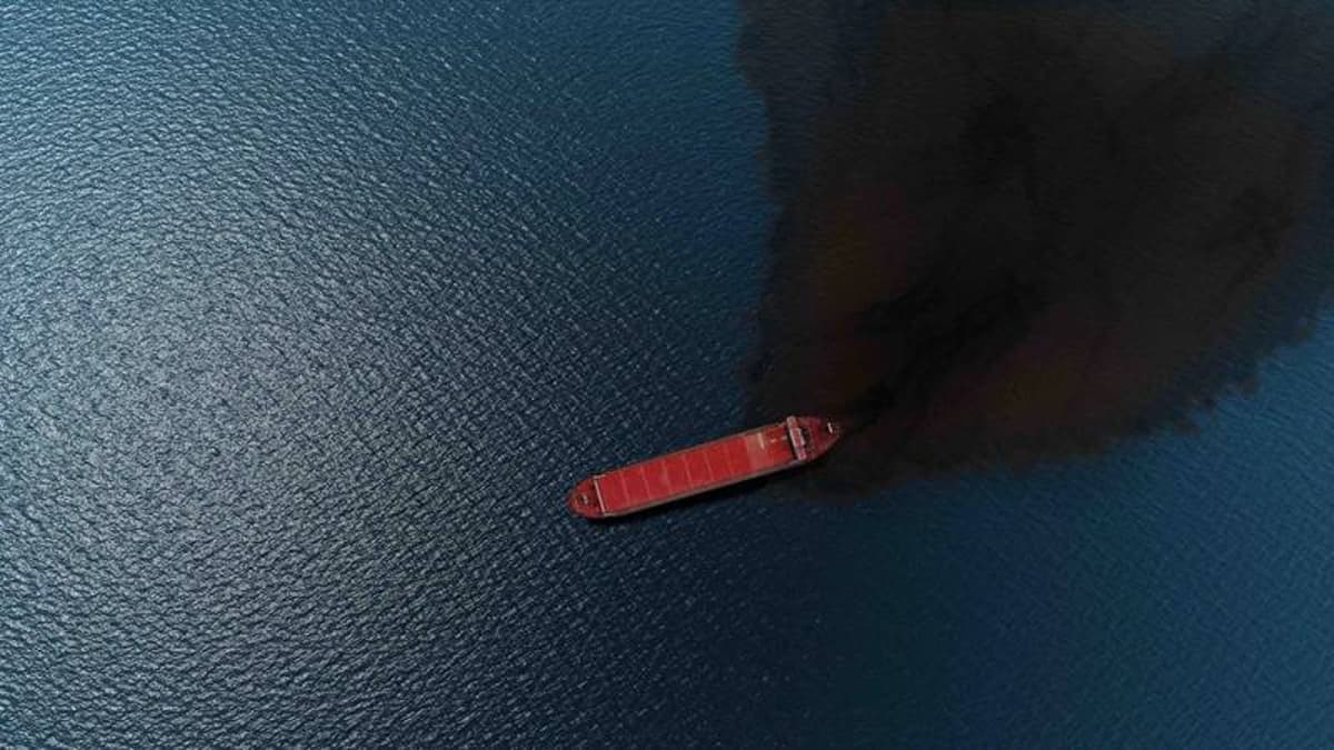 Suspected Oil Spill Visible on Satellite Images Near Kharg Island Export Hub