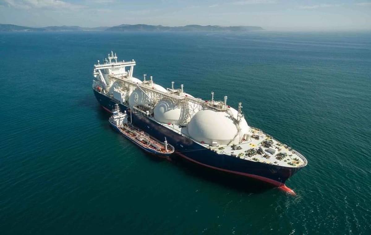 Third Qatari LNG Tanker Transits Hormuz to China