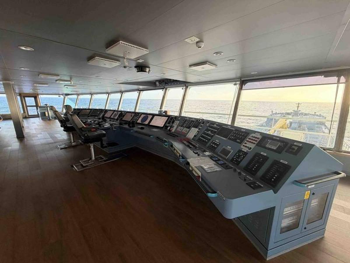 Anschütz Delivers SYNAPSIS Integrated Navigation System for First Newbuild Tanker