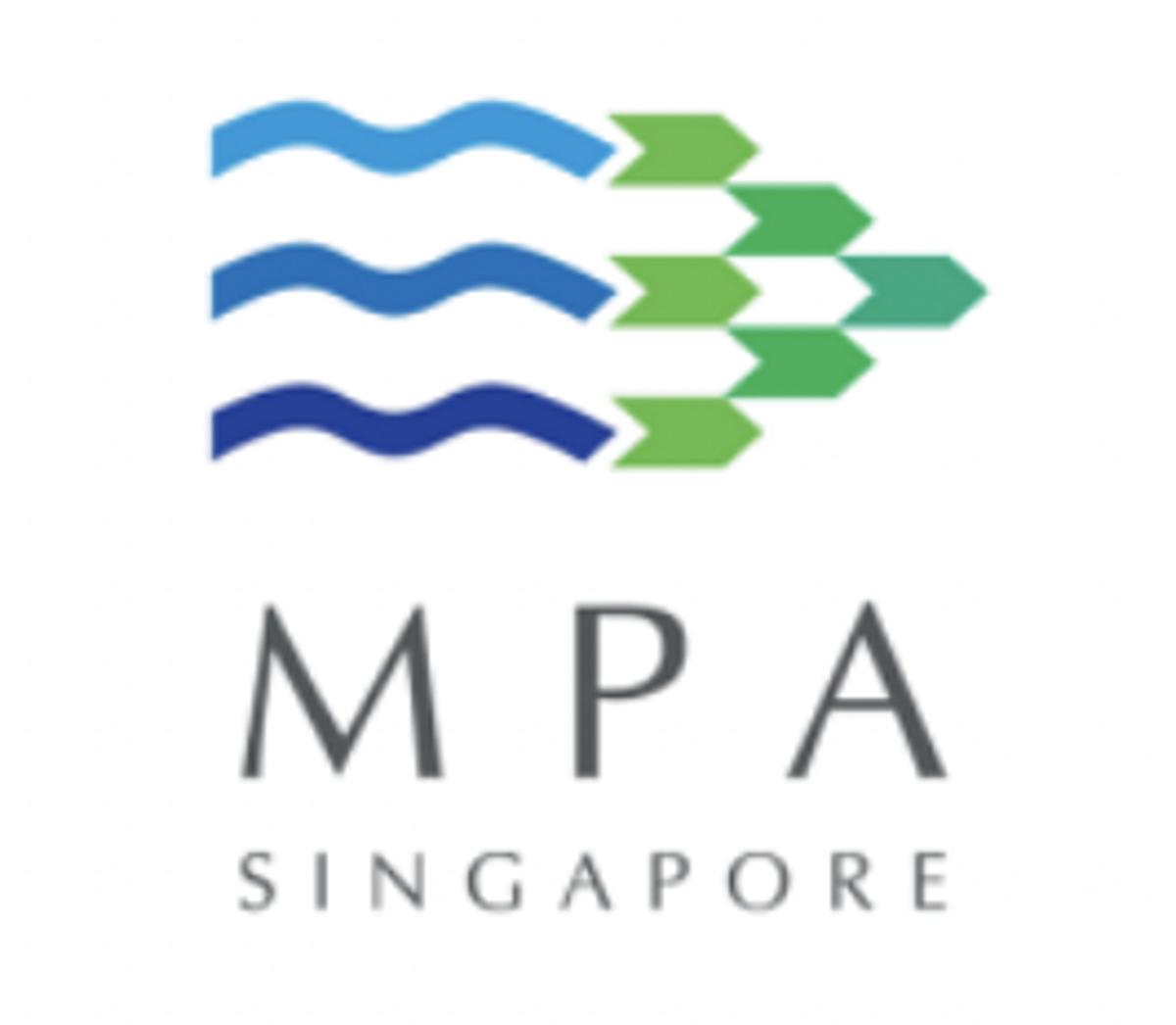 Three Dead as Supply Boat Sinks Off Singapore Terminal