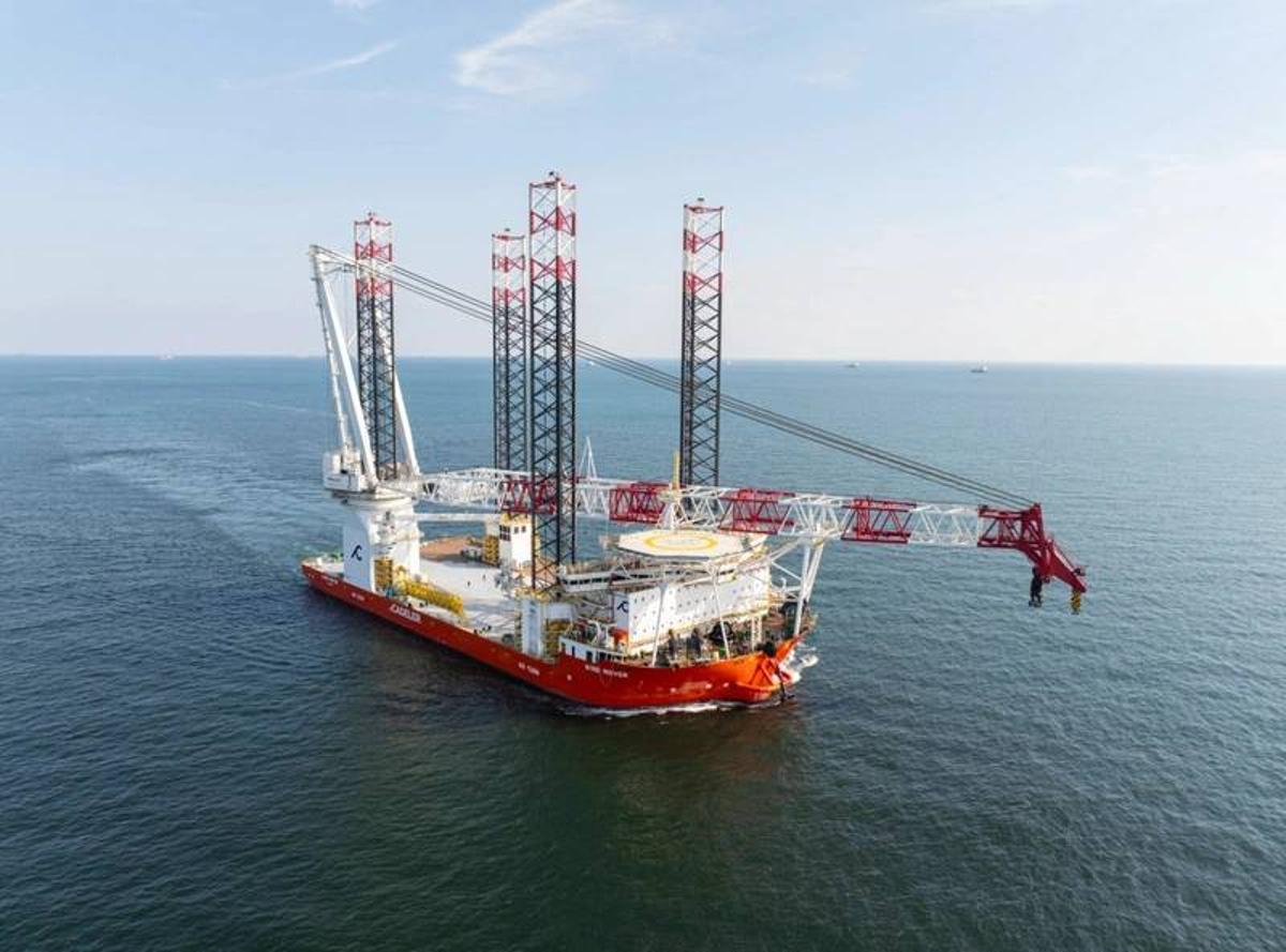 Cadeler Raises $203M in Private Placement to Fund New Wind Installation Vessels