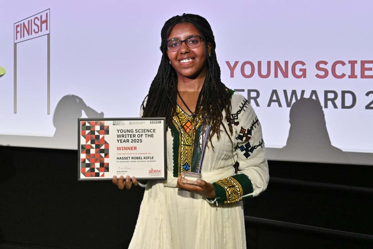 Read the Winner of This Year’s Young Science Writer Award