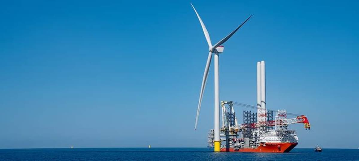 UK’s Biggest Offshore Wind Blades Installed at East Anglia THREE