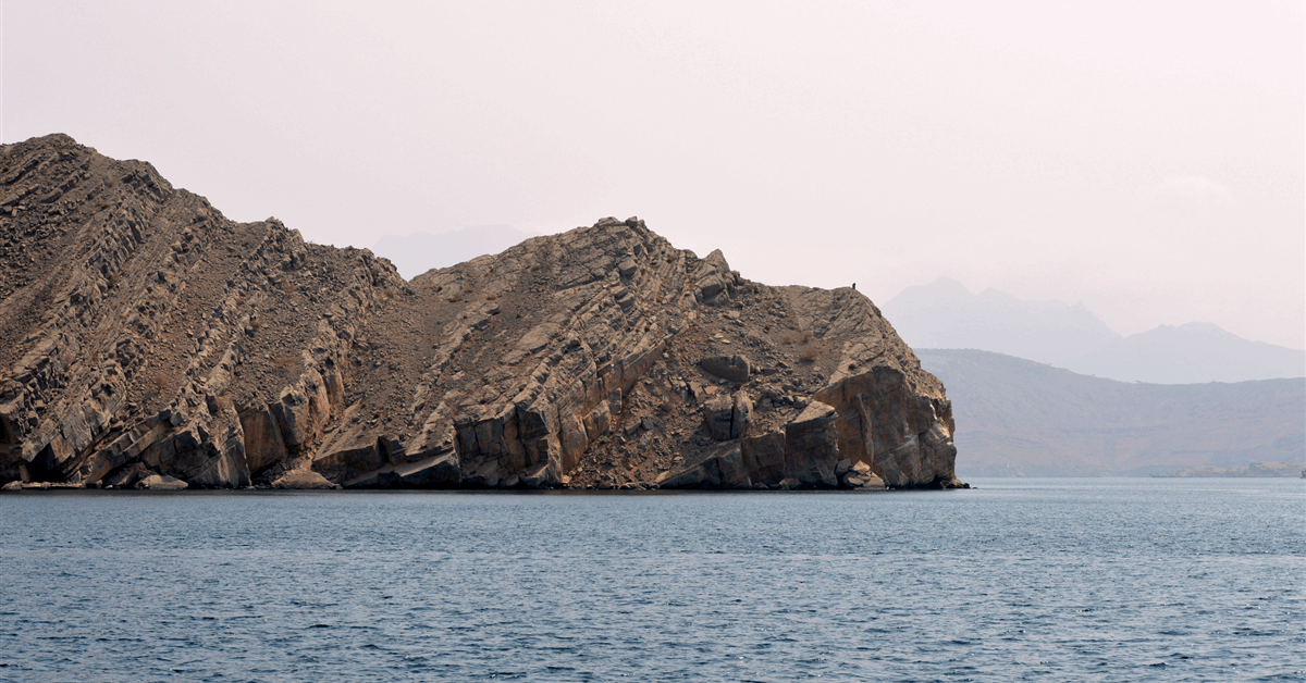 First Oil Tanker to Exit Hormuz Since War Expected in Japan