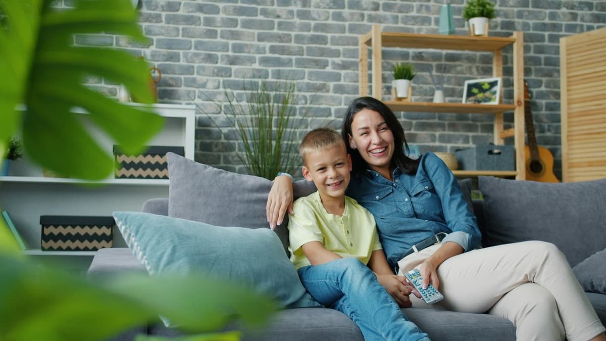 Tube Trends: How YouTube Creators Are Using Longer Videos To Compete With TV