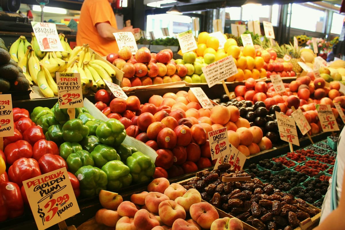 We Developed a Biodegradable Wash that Can Remove Pesticides and Keep Fruit Fresh Longer