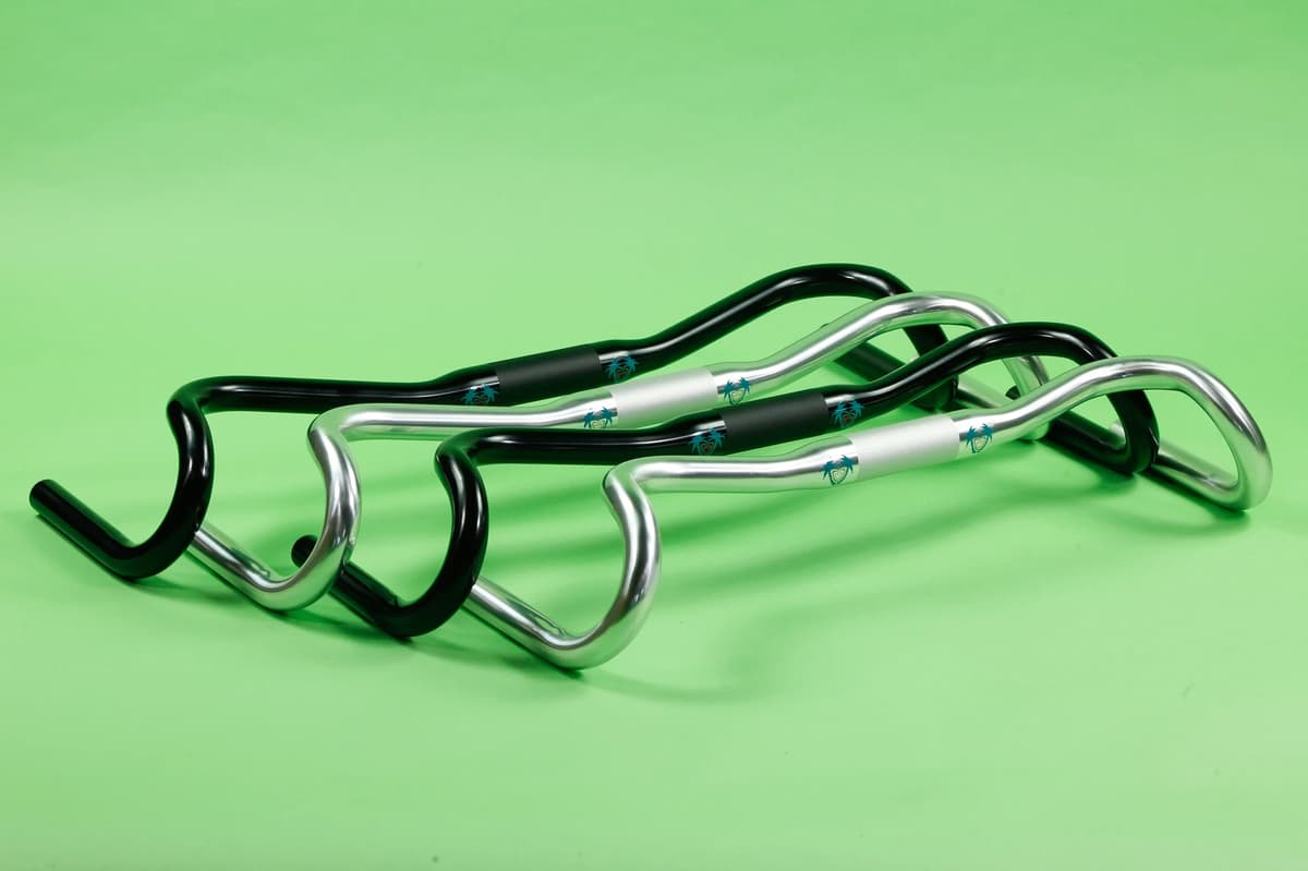 Crust Bikes Fazed Out Bar Brings 31.8 Clamp to the Towel Rack